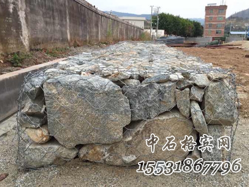 生態(tài)格賓網(wǎng)護(hù)岸.jpg 生態(tài)格賓網(wǎng)護(hù)岸.jpg