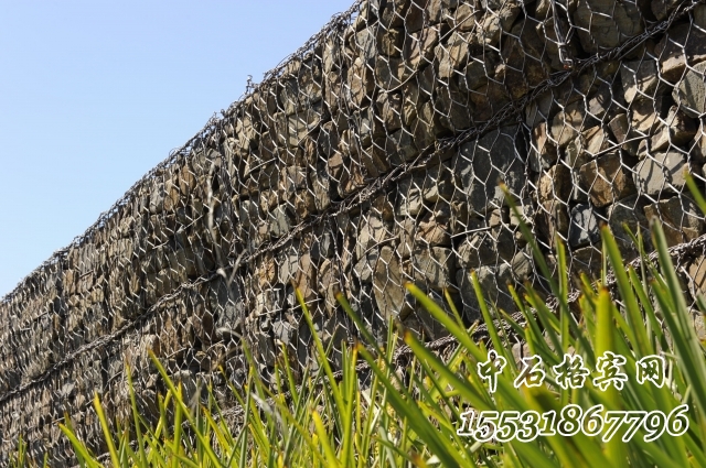 賓格網(wǎng)擋墻.jpg 賓格網(wǎng)擋墻.jpg